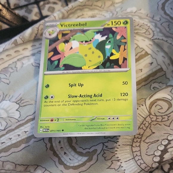 Victreebel Pokémon Card - Picture 1 of 2